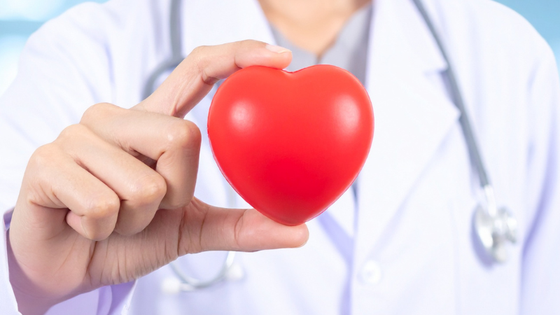 Scopri-come-scegliere-la-polizza-giusta-per-tutelare-la-salute-dei-tuoi-cari-con-un-focus-speciale-sulla-prevenzione-e-il-benessere-quotidiano-800x450 