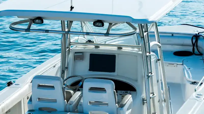Scopri-come-scegliere-lassicurazione-nautica-ideale-800x450 